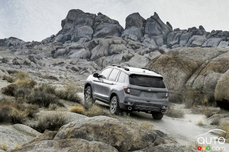 2022 Honda Passport TrailSport, three-quarters rear